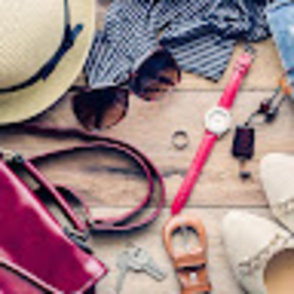 Meet your Posher, Familystore - Picture 1 of 1